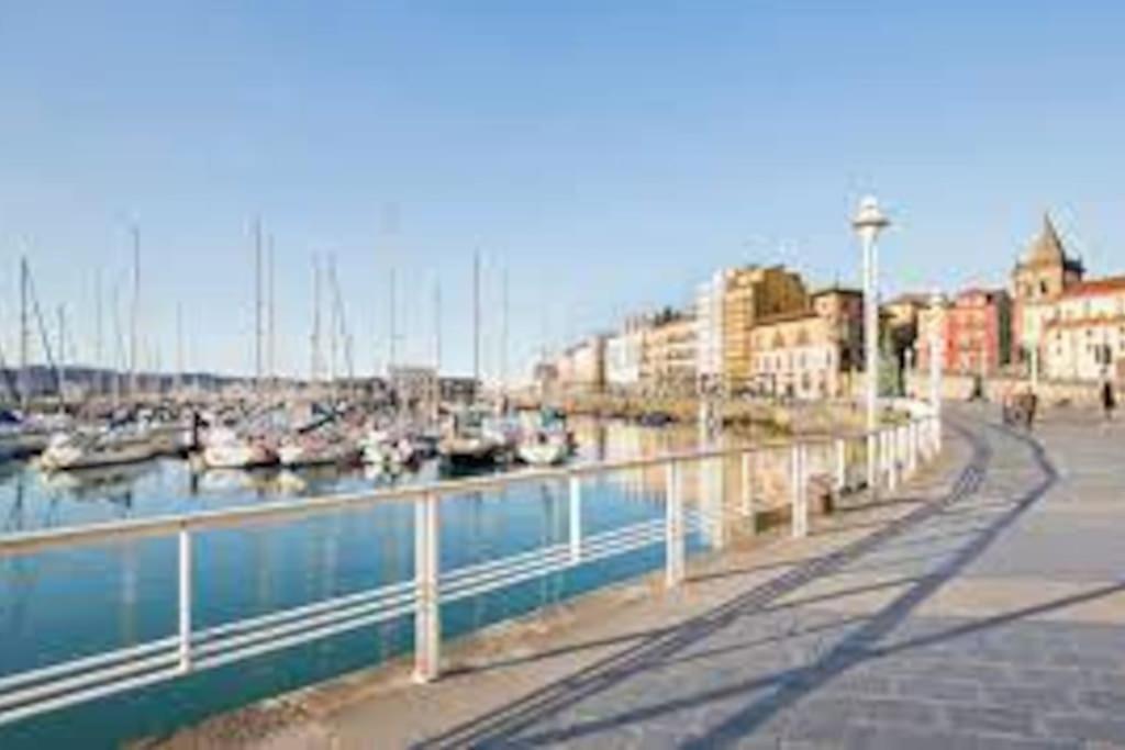 Espacioso 140 M2 Y Calidad A 250 Metros Playa Y Puerto Deportivo 5Hab 2 Banos Vut2917As Gijón Exterior foto